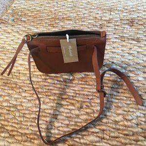 Madewell Simple pouch belt bag